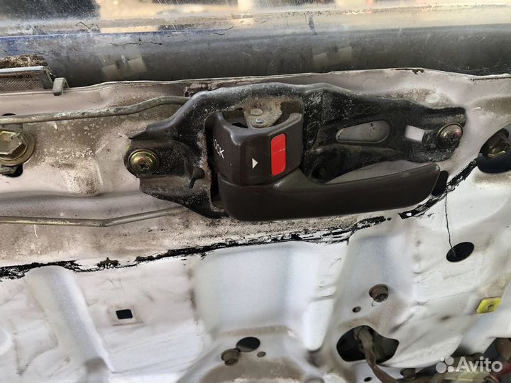 Ручки дверные внутренние Toyota Mark 2 X81