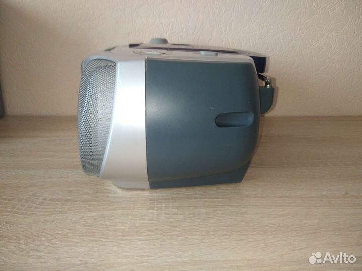 Магнитофон Philips