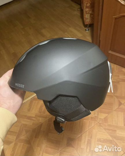Шлем горнолыжный