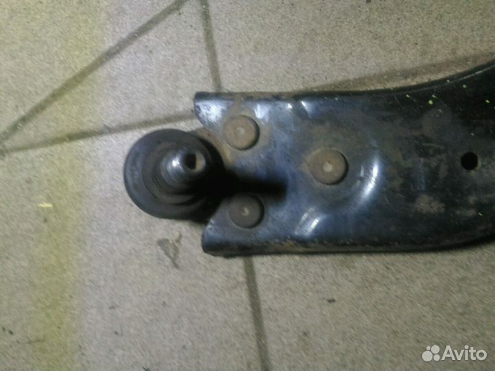 Рычаг передний правый Форд Фокус 2