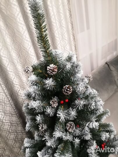 Елка искусственная