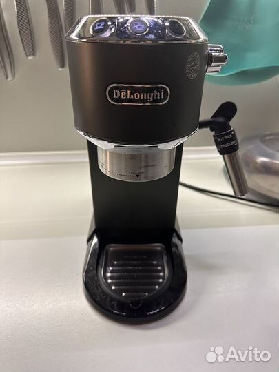 Кофеварка рожковая delonghi