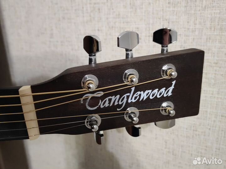 Акустическая гитара Tanglewood