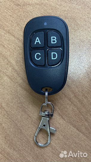 Пульт от ворот шлагбаума Nice Flor