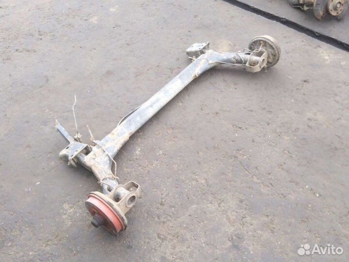 Балка задняя Volkswagen Golf