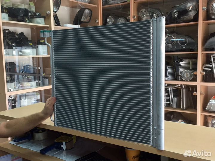 Радиатор кондиционера бмв / BMW X5 /X6