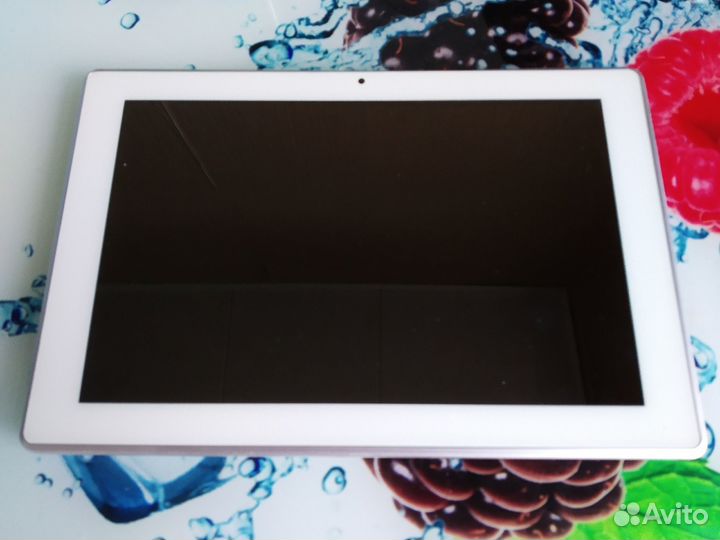 Планшет ritmix RMD-1026 белый