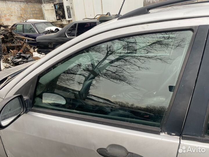 Стекла дверей Ford focus 1 универсал