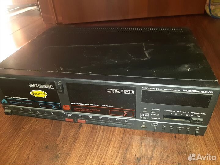 Дека кассетная