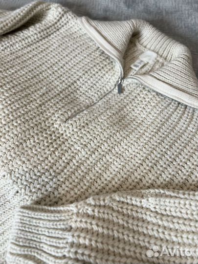 Свитер