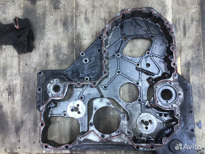 Передняя плита,крышка Cummins ISM(11)