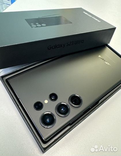 Samsung Galaxy S23 Ultra, 12/256 ГБ