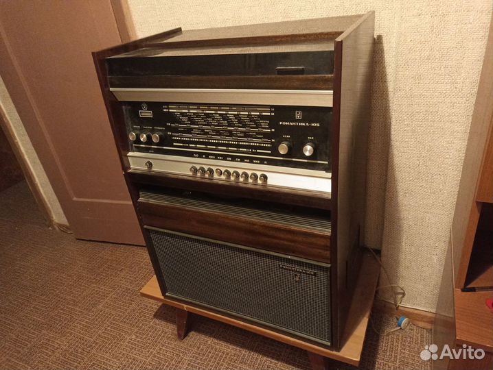 Радиола Романтика 105