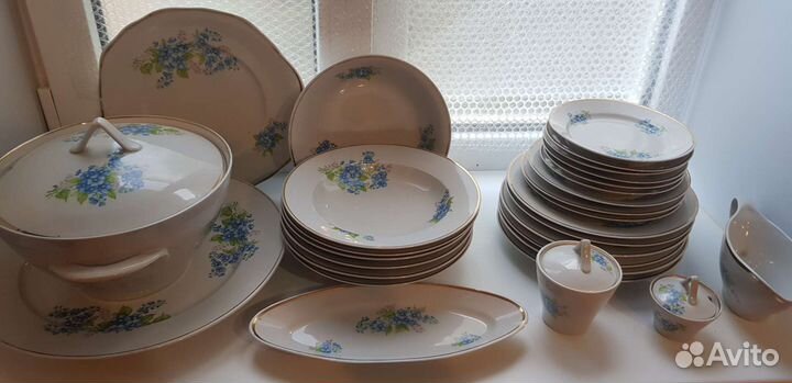 Набор столовой посуды на 6 персон