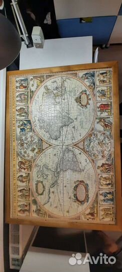 Картина из пазла (историческая карта мира)