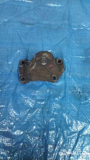 Кронштейн подушки двигателя Toyota Camry 1mzfe