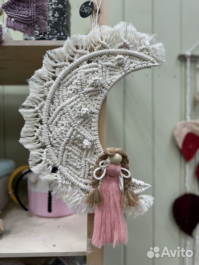 Панно макраме Луна с Ангелочком