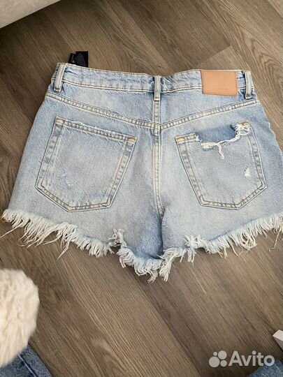 Шорты джинсовые
