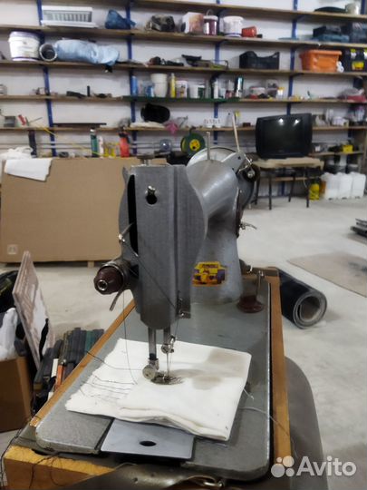 Швейная машинка