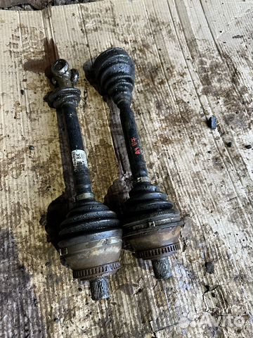 Передние привода,Полуось Audi A4 B7 2,0 TDI