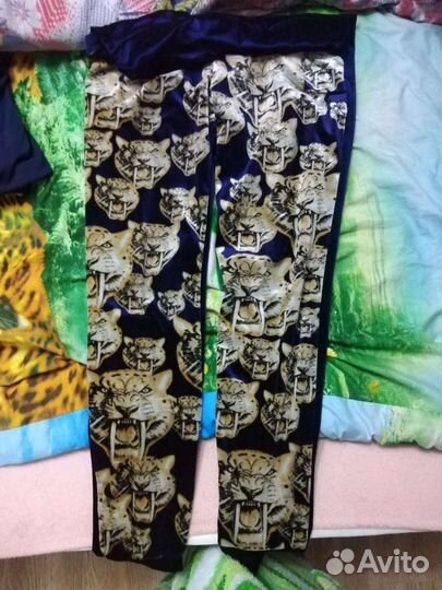 Костюм спортивный