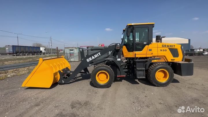 Фронтальный погрузчик Granit 930, 2023