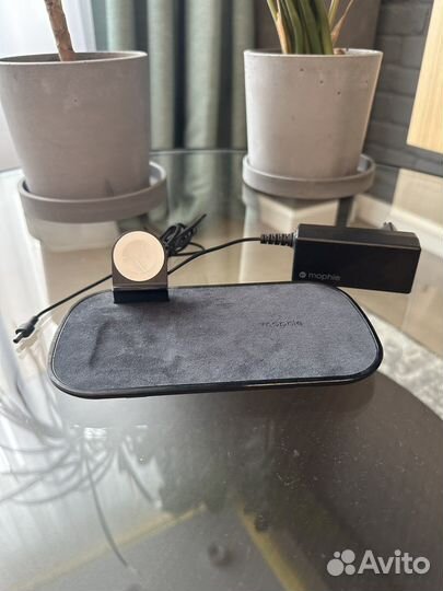 Беспроводное зарядное устройство Mophie 3-in-1