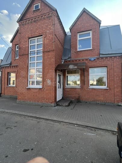 Торговая площадь, 130 м²