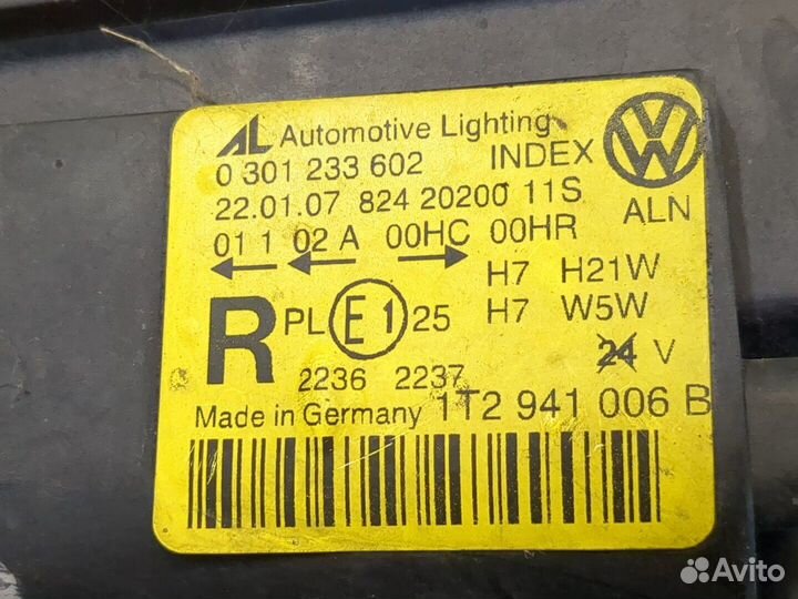 Фара (передняя) Volkswagen Touran, 2010