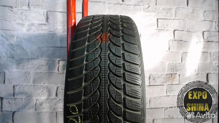 Bridgestone Blizzak LM-32 215/45 R20