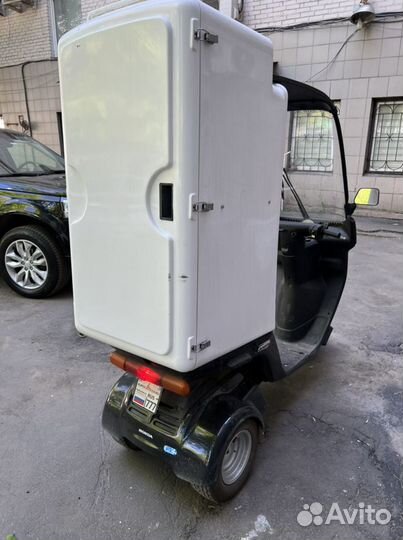 Продаю Скутер honda Gvro Canopy