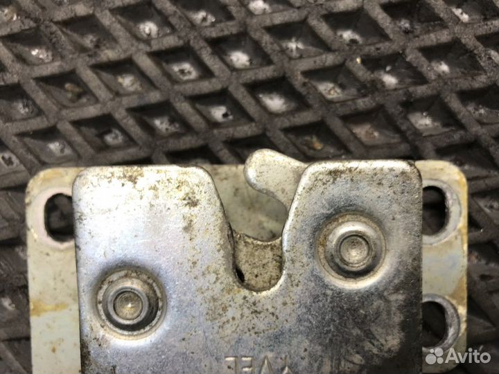 Замок бардачка правый Volvo FH, Volvo FM