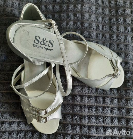 Туфли для бальных танцев