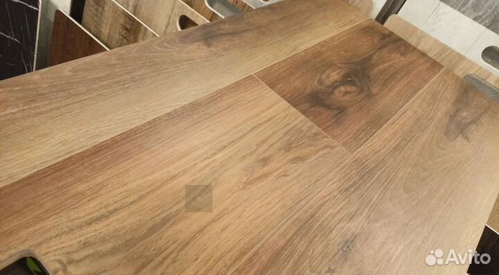 Кварвиниловая плитка / Доставка и установка