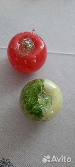 Декоративное яблоко, стекло