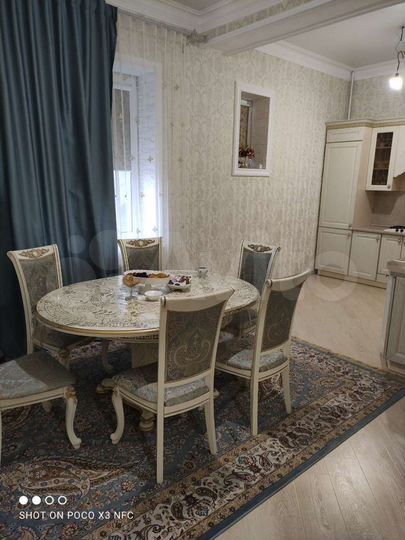 2-к. квартира, 90 м², 2/4 эт.