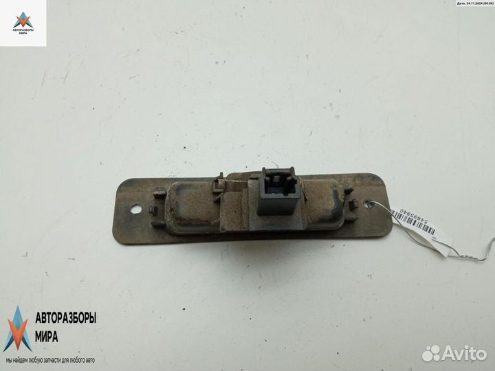 Ручка крышки багажника Lancia Phedra 2004