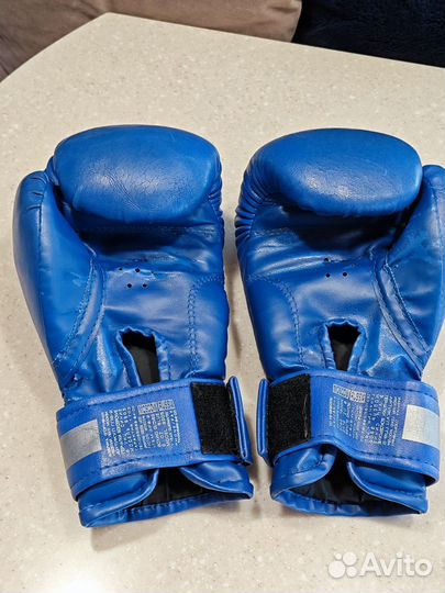 Боксерские перчатки 8oz
