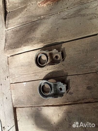 Повторитель,Крепления подушек радиатора лансер 9