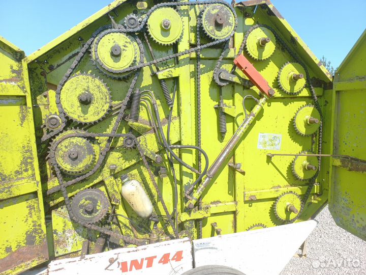 Пресс-подборщик Claas Rollant 44, 1999