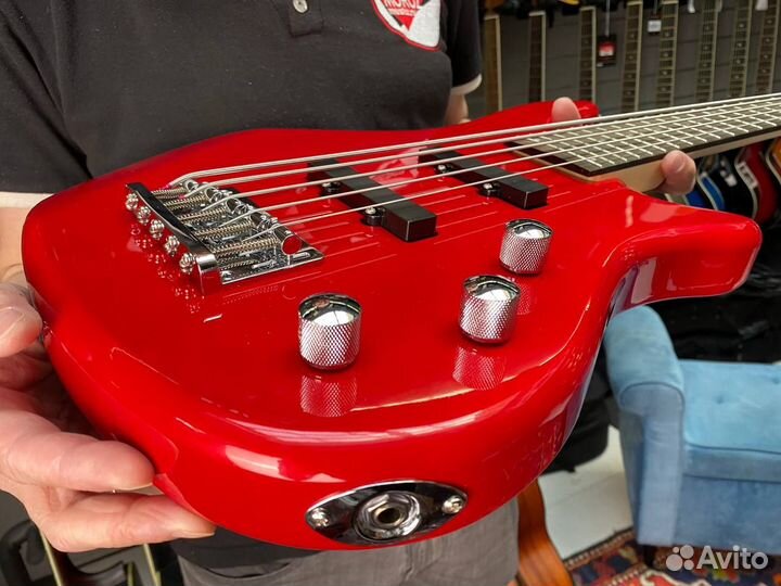 Бас-гитара 5-ти струнная
