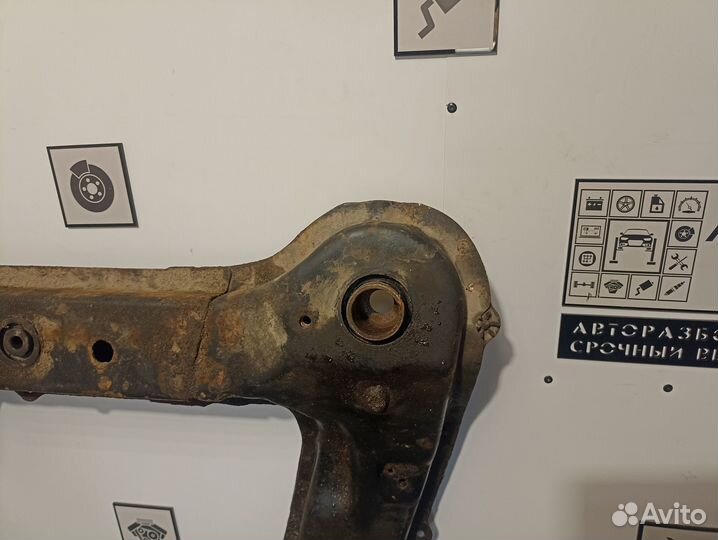 Балка подмоторная для Mitsubishi Space Wagon 3