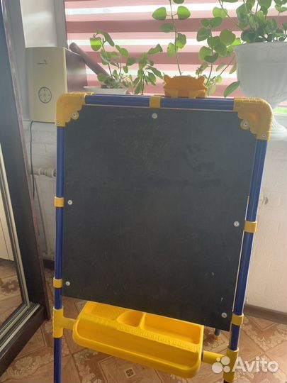 Мольберт для рисования магнитный