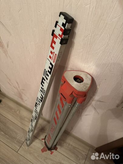 Нивелирный штатив и рейка комплект