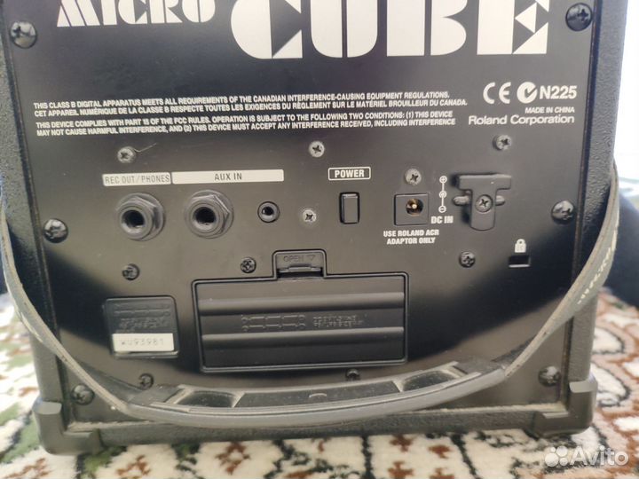 Комбоусилитель Roland micro cube