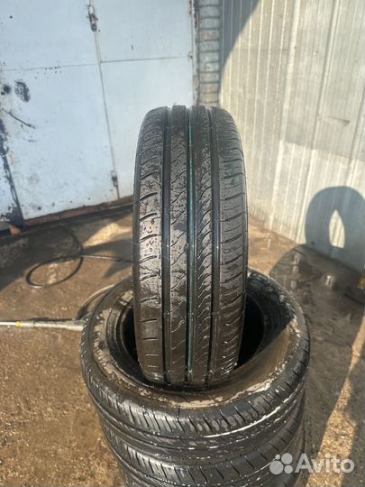 Viatti Strada 2 (V-134) 185/65 R15 92V