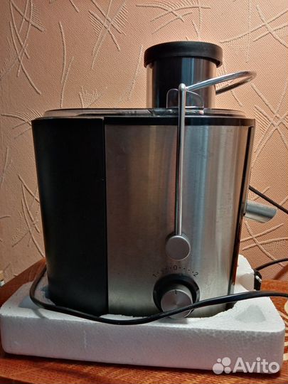 Соковыжималка новая