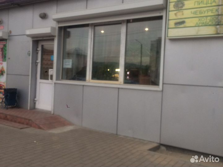 Требуется бармен-продавец