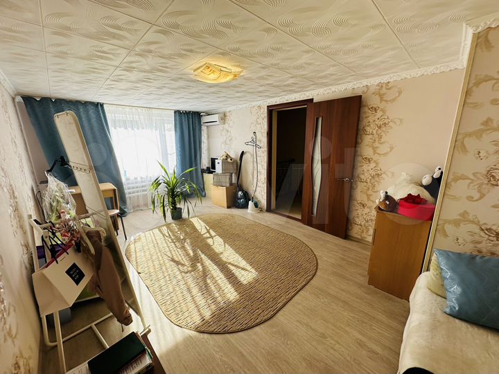 4-к. квартира, 105 м², 1/2 эт.