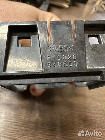 Рамка блока кнопок nissan juke